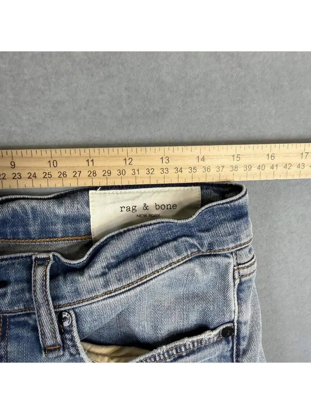 Rag & Bone Fit 2 Slim Jeans Mens 30x32 Blue Light Wash Distressed Straight
